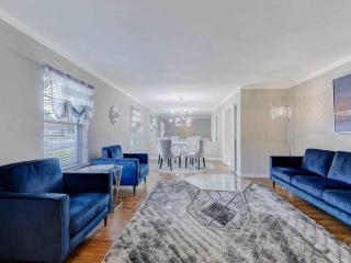 5 STAR House - Chic Mid-Century Modern Luxury Home - Dallas - 1
