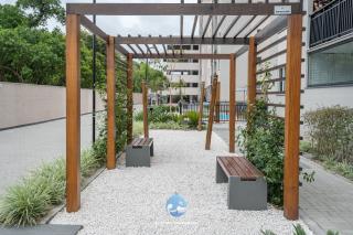 Aptos a 150m da PRAIA, dois quartos, sala de estar, COZINHA COMPLETA, SACADA com CHURRASQUEIRA, WI-FI, PISCINA, PORTARIA 24h, PLAYGROUND e QUADRA DE ESPORTES - Piçarras - 5