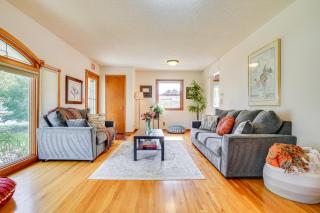 Spacious Cottage Grove Haven Near Downtown St Paul - 6