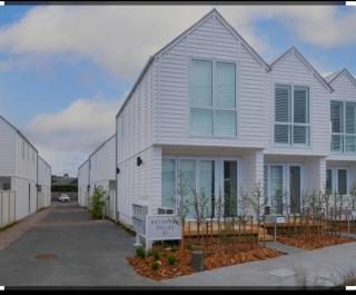 Island ambience in the heart of Matakana - 9