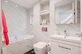 Comfortable 1BR duplex in Clapham - 1