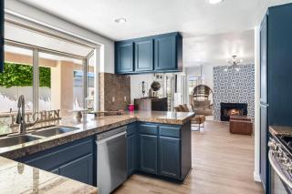 Serene Oasis with BBQ Heated Salt Water Pool SPA Game Room - 7
