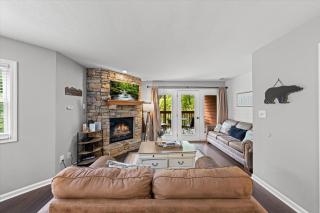 Modern 2BR Condo Just 5 Min to Pigeon Forge Pkwy! - Pigeon Forge - 0