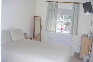 OYO The Watermans Arms Hersham - 2