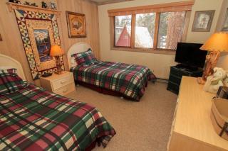 Mountainback #48, Corner Unit - Mammoth Lakes - 3