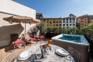 Modigliani terrace jacuzzi Golden House - Milan - 0