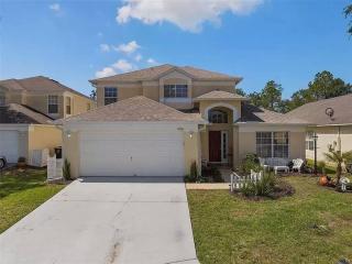 Beautiful stylish Home with hot tub pool - Davenport - 0
