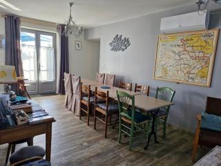 Gîte Grand Capacité avec Parking et Animaux Admis - FR-1-590-370 - Briare - 3