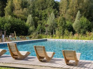 Belvilla Grand Mansion in Calm Locale - - 0