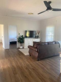 3 Bedroom Minutes to CBD Bathurst, Farmstay Sleep8 - Dunkeld - 9