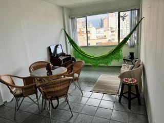 Apto no Centro, perto de tudo, com Wi-Fi 500Mb, Portaria 24h, Check in independente - 4