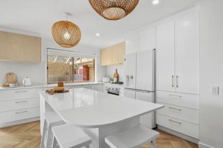 Island Beach Retreat - Torquay - 6