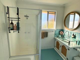Coastal Escape Noraville - Family Friendly Home - Woodfire Pizza Oven - Norah Head - 5