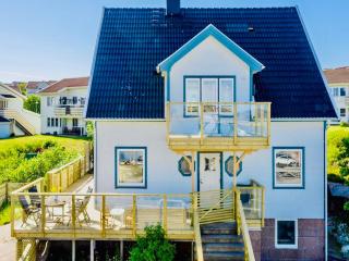 Amazing Home In Väjern With 4 Bedrooms And Wifi - Väjern - 9