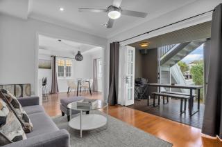 Cedar Street Lodge Lower 2BR Petyard - Brisbane - 0