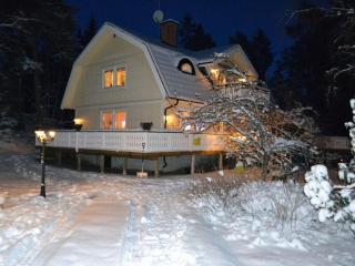 Stunning Home In Djurhamn With 6 Bedrooms, Wifi And Sauna - Djurhamn - 2