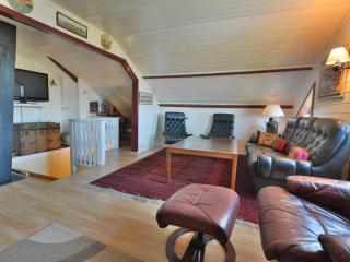 Stunning Home In Hamburgsund With 3 Bedrooms And Wifi - Hamburgsund - 3