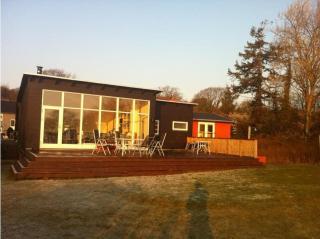 Beautifully Located Holiday Home With A Sea View - 5