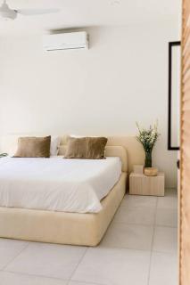 Villa in Canggu 4 Bedrooms - 9