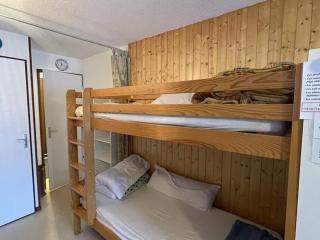 Confortable T2 avec balcon au cœur de la station, proche pistes et commerces - FR-1-787-80 - Laveissière - 5