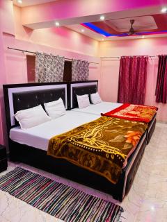 Swagat Paying Guest House Varanasi Near Ganga River - 8