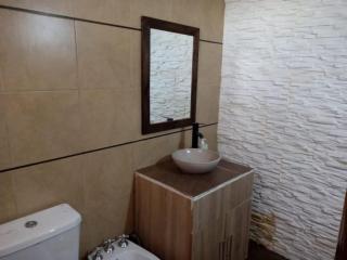 Casa con pileta - Guaymallén - 1