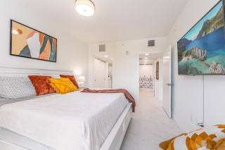 Stylish Apt with Pool and Gym near beach - Hollywood - 1
