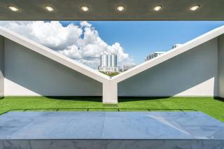 Stylish Apt with Pool and Gym near beach - 6