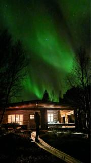 Hillavilla in the shore of lake Inari - 0