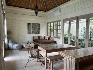 Artemis Villa Hotel - Seminyak - 6
