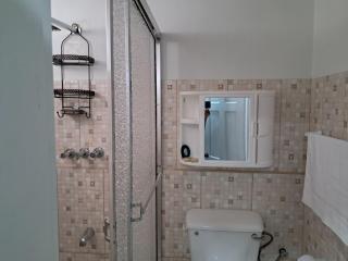 Breadfruit lodge - Scarborough - 2