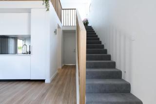 Cosy Riverside Escape with River Views - 6