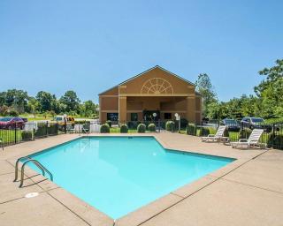 Econo Lodge Inn & Suites - Centerville - 0