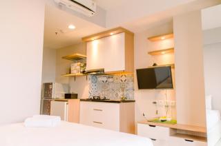 Comfort and Simply Studio at West Vista Apartment By Travelio - Jakarta - 8