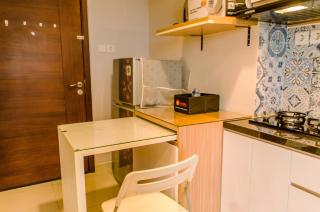 Comfort and Simply Studio at West Vista Apartment By Travelio - Jakarta - 1