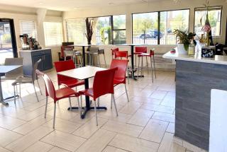 Super 8 by Wyndham Albuquerque Downtown - Albuquerque - 7