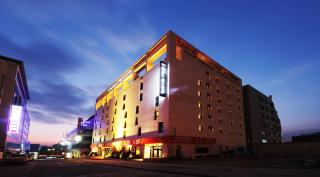 Benikea The H Hotel - Hwaseong - 9