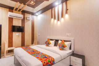 FabHotel Uma Yugul - Ayodhya - 9