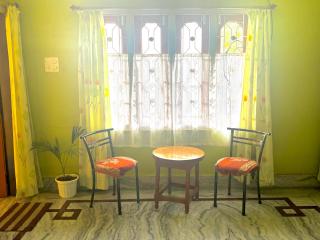 Upaja Ghar Homestay - Guwahati - 9