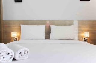 Comfy and Minimalist Studio Apartment at Mustika Golf Residence By Travelio - Bekasi - 4