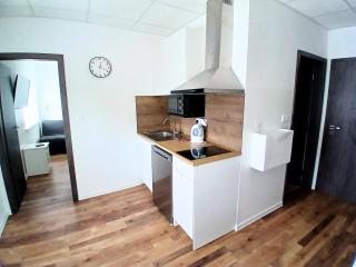Dimael Hostel & Apartments - Bratislava - 7