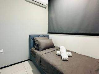 Urban Suites 6 pax with Netflix and Board games - Jelutong - 7