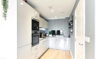 LondonAprt 1Bed Balcony Gym Tv Wifi - Londra - 2