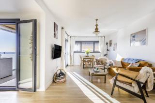 A&N Terrace Coast Apartment with Pool & Parking - 9