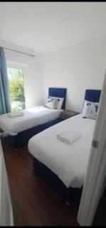 #1 Stoneleigh Cottage - 1