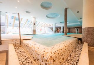Alpine Mugon Hotel - Vason - 6