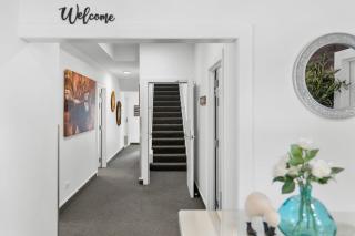 Central City Villa perfect for up to 12-guests - Christchurch - 1