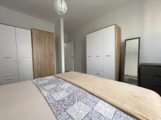 Enjoy Travel Cozy One bedroom Central Tirana - Tirana - 5