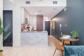 StayShort - Calm 1-Bedroom With Relaxing Balcony Atmosphere in Liwan - 1