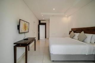 Palm Tree House 5 Bedroom In Central Canggu - 2